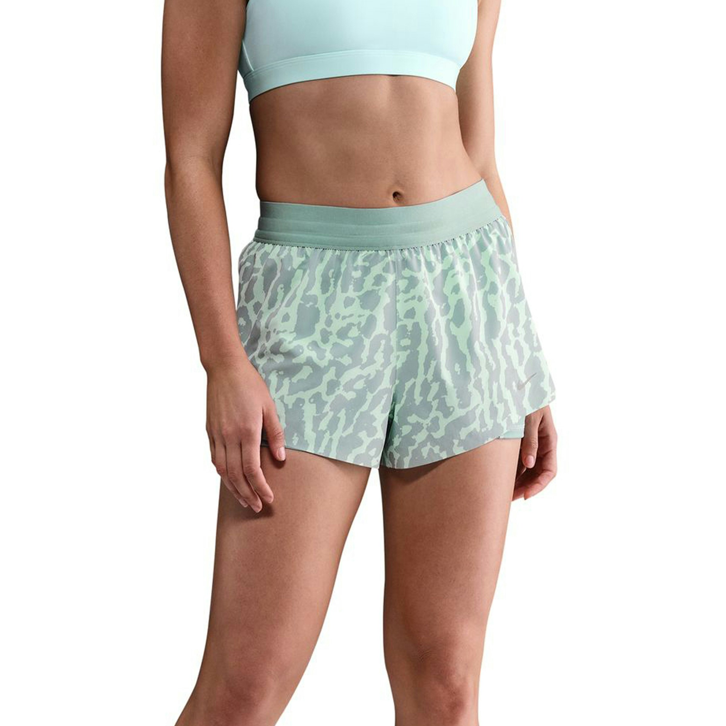 Nike Swift Novelty Dri-FIT Mid-Rise 2-in-1 Shorts Dames
